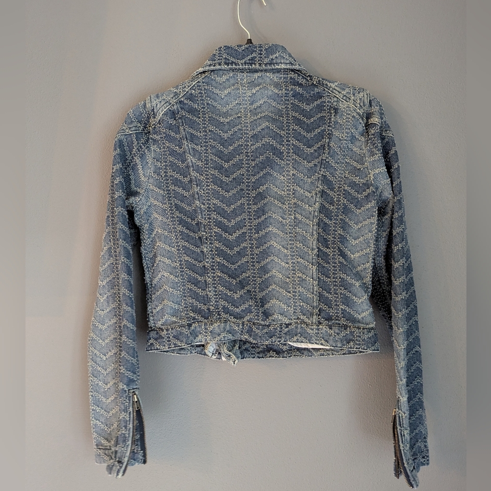 Free People Textured Denim Jacket Cropped Women Size 2. - Picture 7 of 7